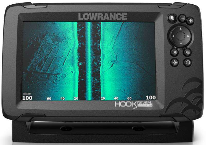 Kombigerät Hook Reveal 7 mit Tripleshot Geber von Lowrance